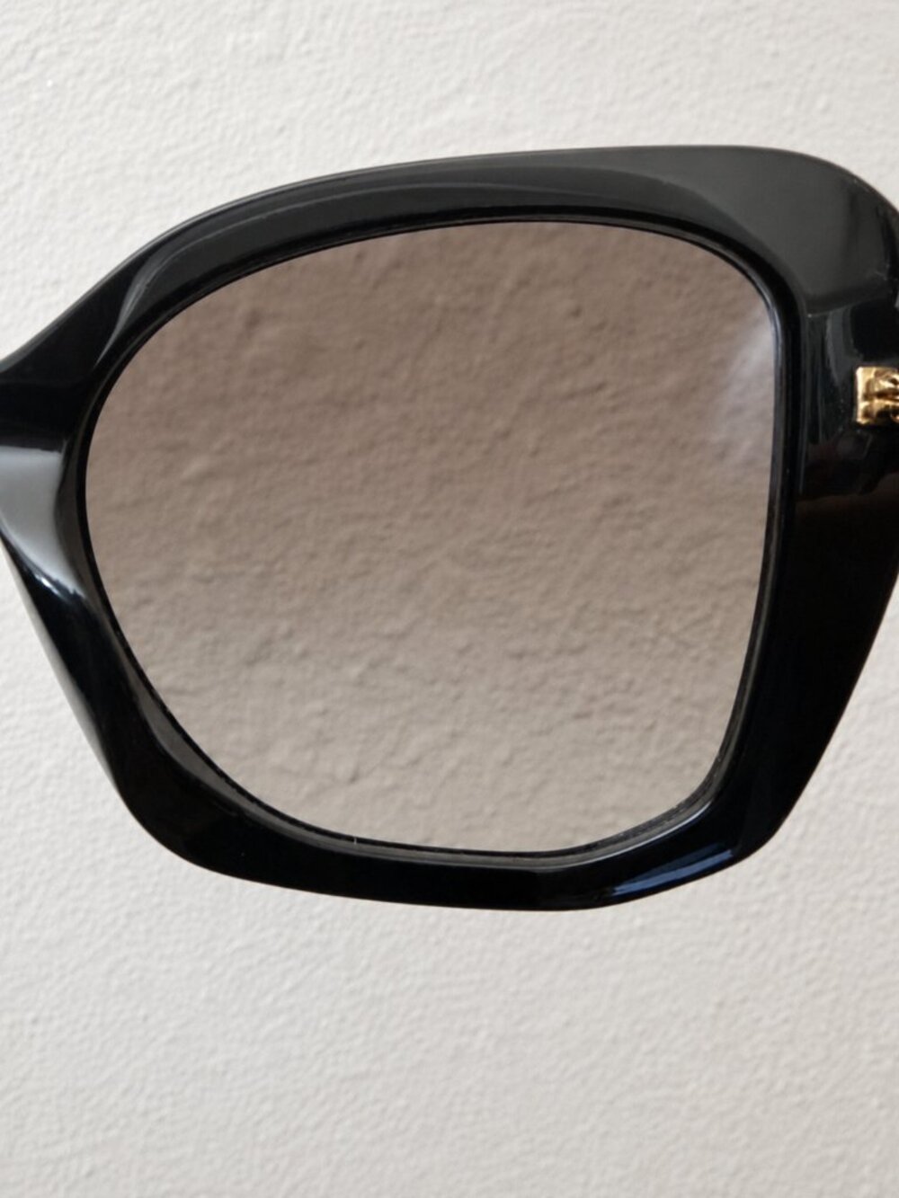 PRADA BUTTERFLY SUNGLASSES | BLACK | PR 03YSF - Picture 6 of 10